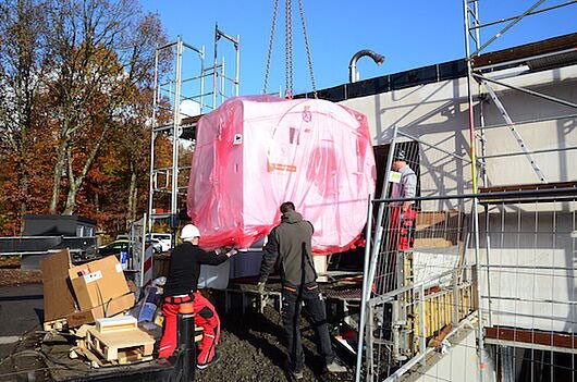 Kreiskrankenhaus St.Ingbert - Neuer MRT für die Facharztpraxis im Kreiskrankenhaus St. Ingbert